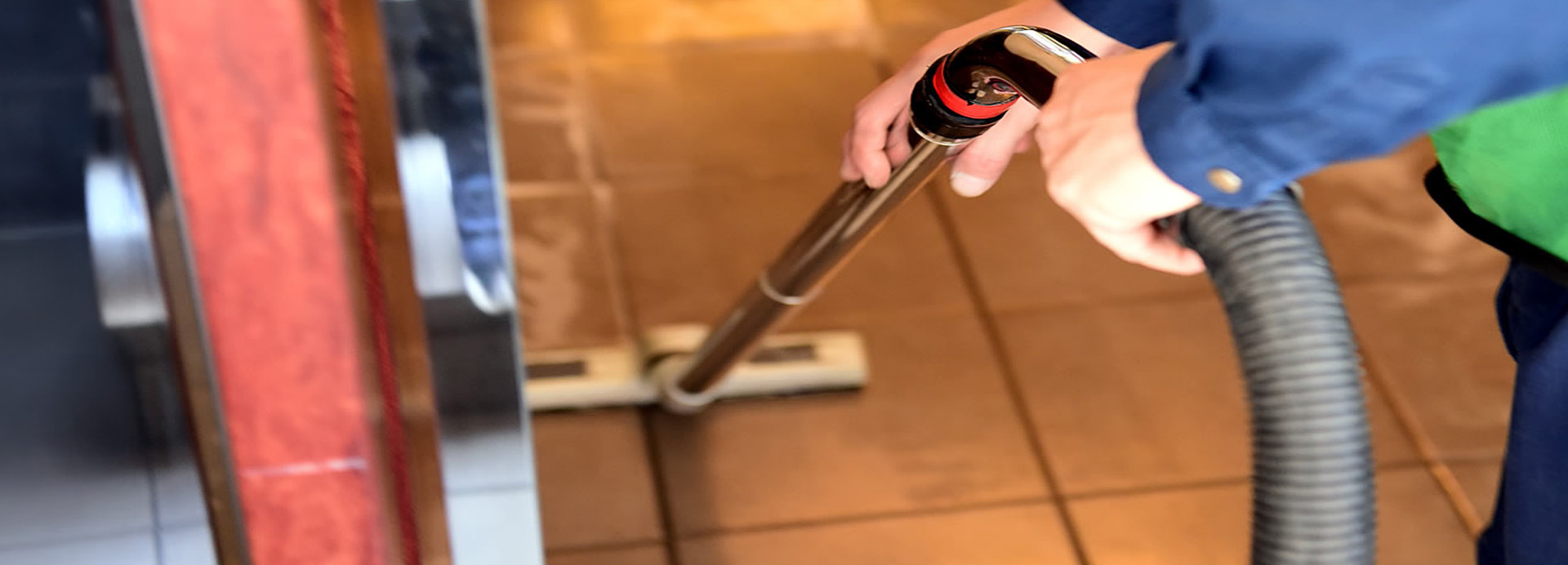 マンションの巡回清掃